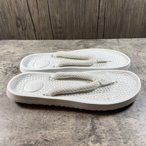 Allbirds 2.83 KG CO2E Flip Flop Sandal White Women 11 Men 9 - Picture 3 of 6